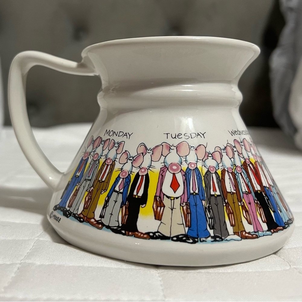 Moodz by Papel Work Week Rat Race Vintage No-Spill Cup